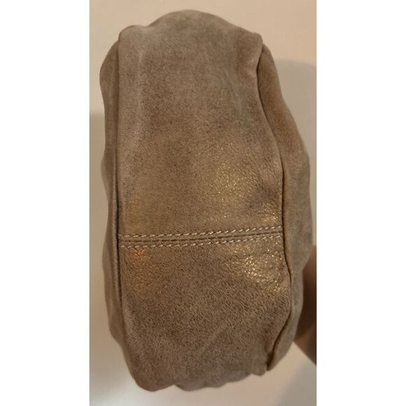 COUTURE
DONALD J. PLINER
MADE IN THE MOUNTAINS OF ITALY Mini HOBO Nubuck Bag - Picture 6 of 12